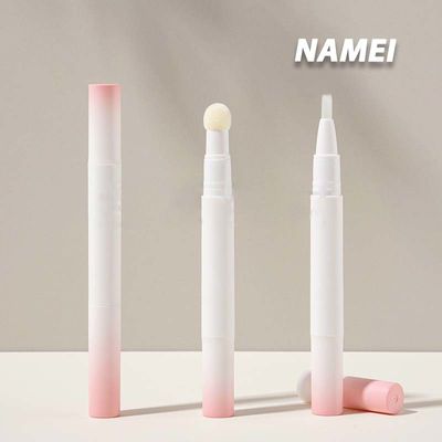 سعر جيد Smudge Proof Plastic Pencil Lipstick Packaging With Applicator الانترنت